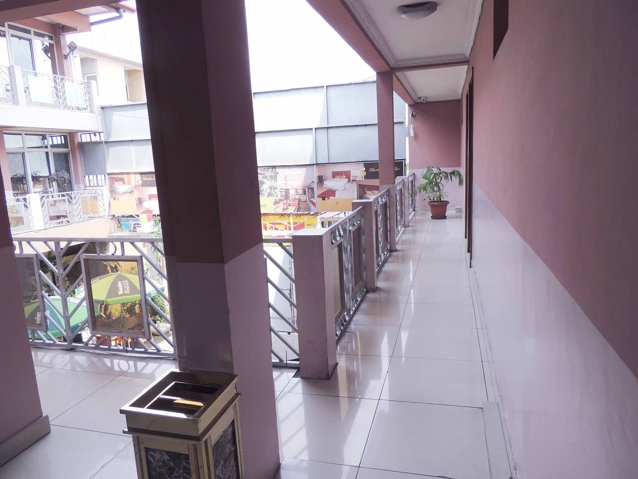 Hotel Sendwe